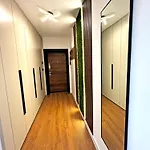 Aura * Burgas